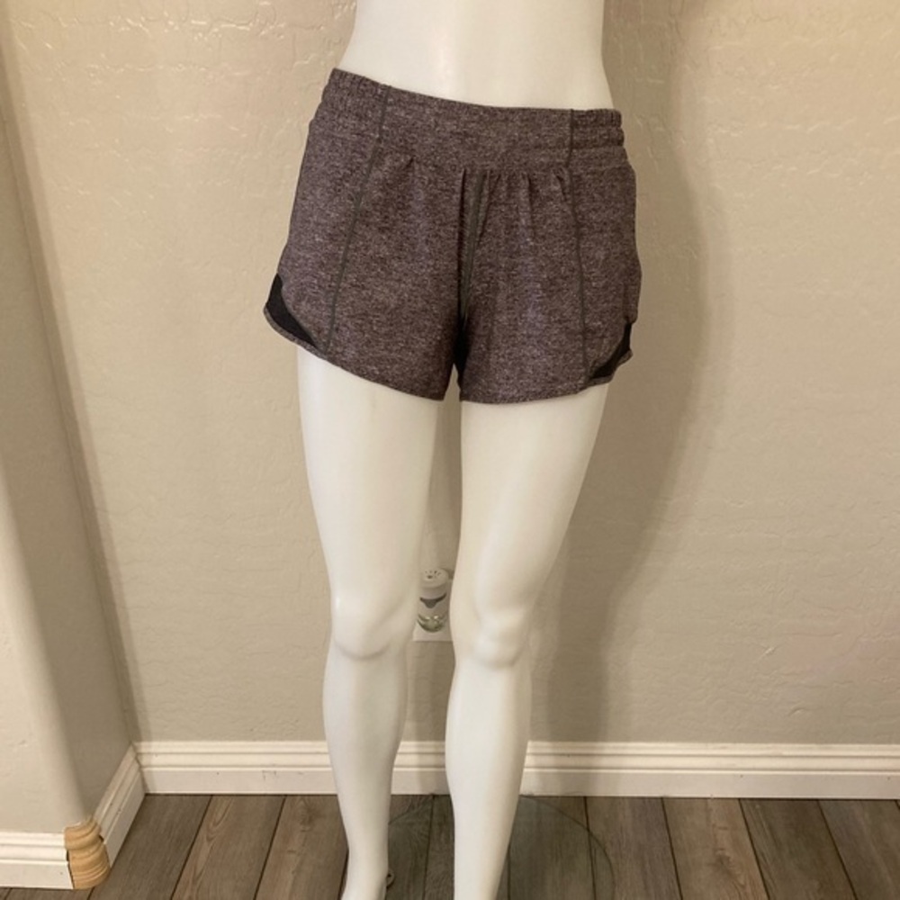 Lululemon Hotty Hot Shorts Heather Gray Tall Size 4 W7ATLT
